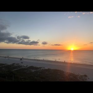 Meet your Posher, Joelle